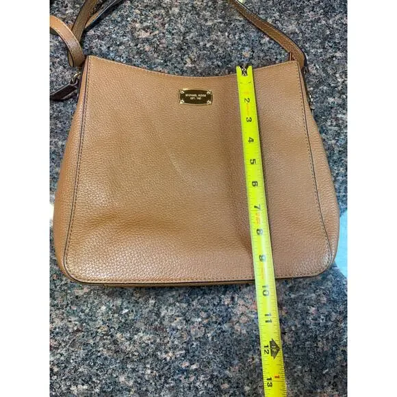 Michael Kors Jet Set Travel Camel Saffiano Leather Crossbody - Picture 9 of 15